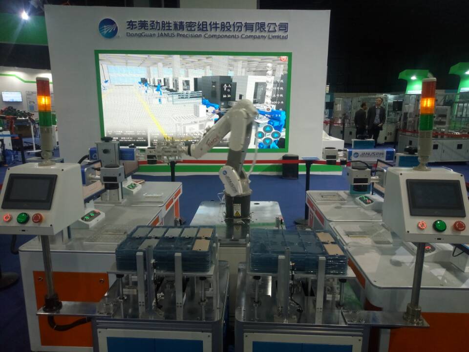 2016年东莞智博会自动化激光设备应用现场